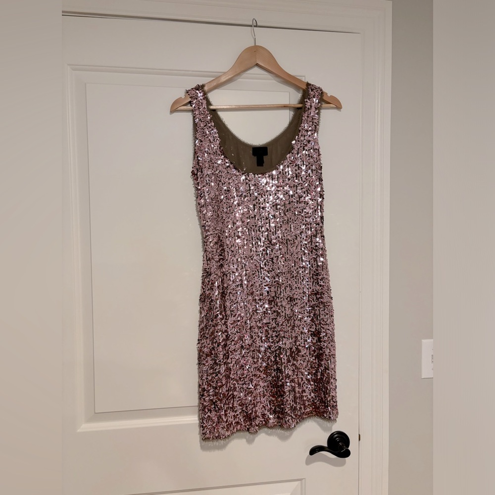 BR size small, cocktail dress. Like new!  Worn once.  Sparkly w a scoop neckline